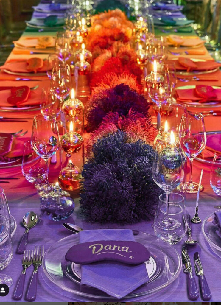 ENTERTAIN IN COLOR